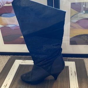 DONATED Naughty Monkey size 6.5 black slouch 3.5” boots.